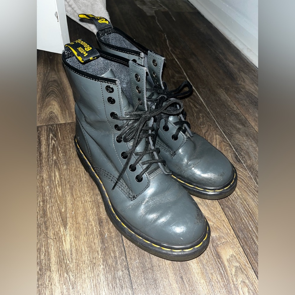 Dr. Marten grey patent leather. Size 9! GUC.